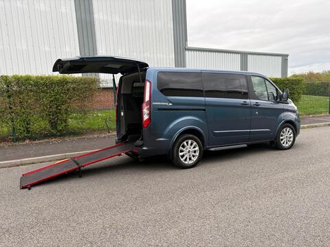 Ford Tourneo Custom Minibus 2.0 320 EcoBlue Titanium L1 Euro 6 (s/s) 5dr
