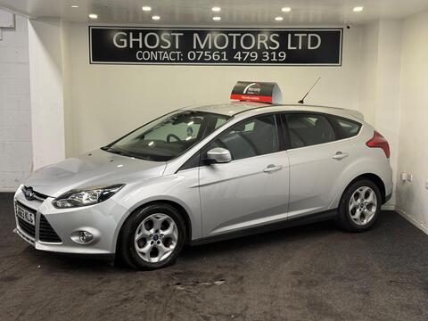 Ford Focus Hatchback 1.6 TDCi Titanium Euro 5 (s/s) 5dr