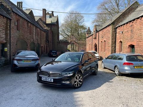 Volkswagen Passat Estate 2.0 TDI EVO SEL Euro 6 (s/s) 5dr