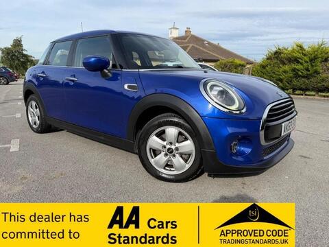 MINI Hatch Hatchback 1.5 Cooper Classic Euro 6 (s/s) 5dr