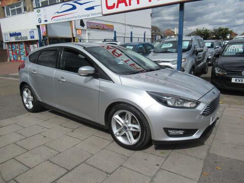 Ford Focus Hatchback 1.0T EcoBoost Zetec Edition Euro 6 (s/s) 5dr