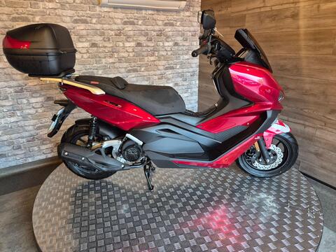 Lexmoto Aura 125 Scooter 125 CVT Euro 5