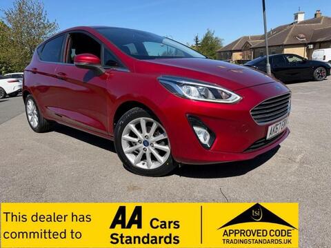 Ford Fiesta Hatchback 1.0T EcoBoost Titanium Euro 6 (s/s) 5dr