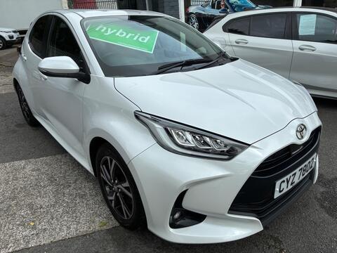 Toyota Yaris Hatchback 1.5 VVT-h Design E-CVT Euro 6 (s/s) 5dr