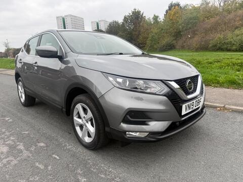 Nissan Qashqai SUV 1.3 DIG-T Acenta Premium Euro 6 (s/s) 5dr