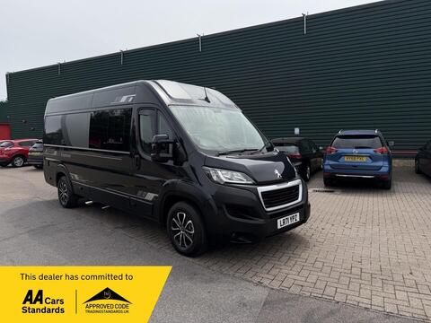 Peugeot Boxer Camper 2.2 BlueHDi 435 Professional L4 H2 Euro 6 (s/s) 5dr
