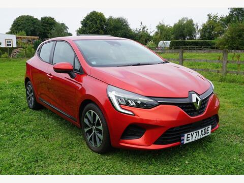Renault Clio Hatchback 1.0 TCe Iconic Euro 6 (s/s) 5dr