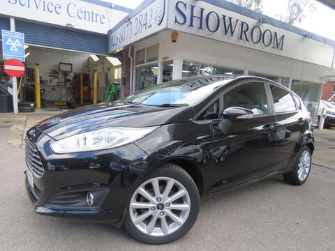 Ford Fiesta Hatchback 1.0T EcoBoost Titanium Euro 6 (s/s) 5dr