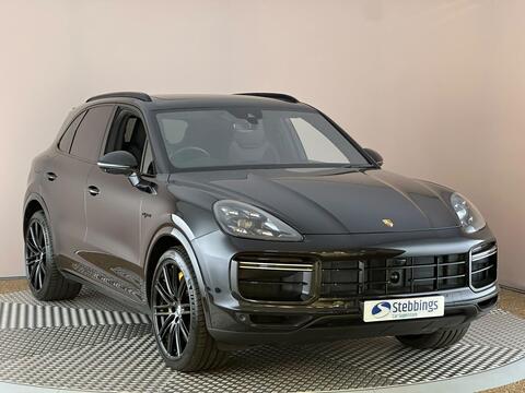 PorscheCayenne