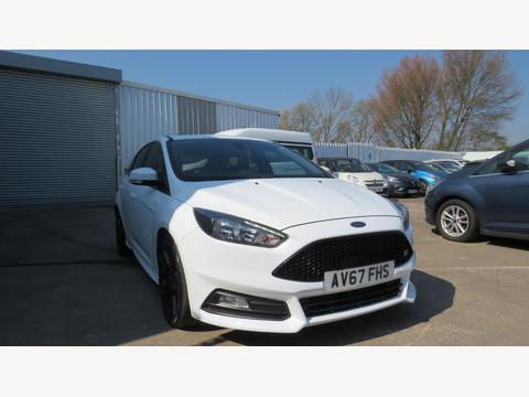 Ford Focus Hatchback 2.0T EcoBoost ST-2 Euro 6 (s/s) 5dr
