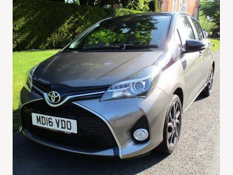 Toyota Yaris Hatchback 1.33 Dual VVT-i Design Euro 6 5dr