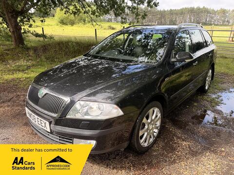 Skoda Octavia Estate 2.0 TDI Laurin & Klement DSG Euro 4 5dr