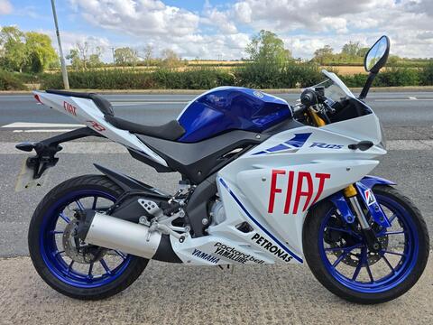 Yamaha R125 Super Sports 125 ABS