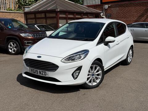 Ford Fiesta Hatchback 1.0T EcoBoost Titanium Euro 6 (s/s) 5dr