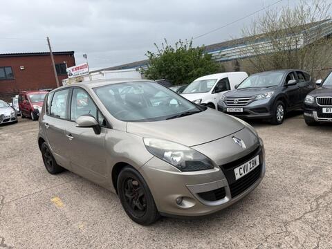 Renault Scenic MPV 1.5 dCi Expression Euro 5 5dr