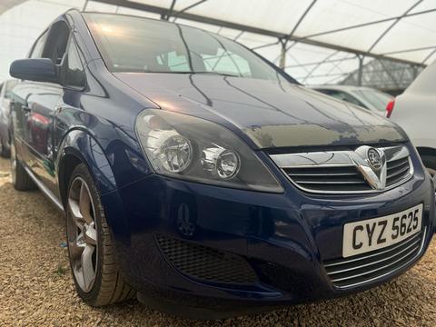 Vauxhall Zafira MPV 1.6 Exclusiv Euro 4 5dr