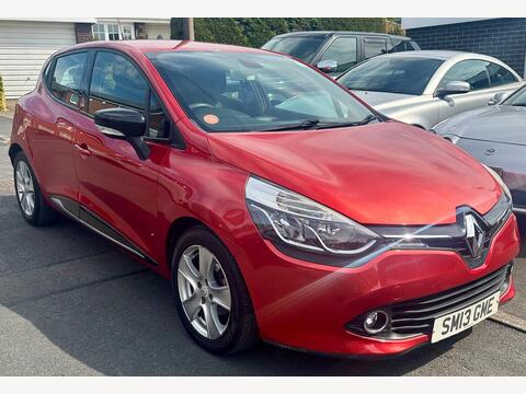 Renault Clio Hatchback 1.2 16V Dynamique MediaNav Euro 5 5dr