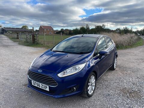 Ford Fiesta Hatchback 1.0T EcoBoost Titanium Euro 6 (s/s) 5dr