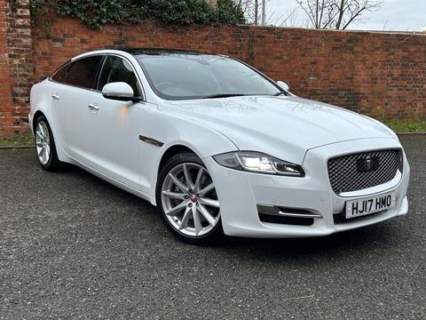 Jaguar XJ Saloon 3.0 V6 Portfolio Auto Euro 6 (s/s) 4dr (LWB)