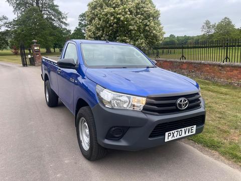 Toyota Hilux Pickup 2.4 D-4D Active Narrow Body 4WD Euro 6 2dr