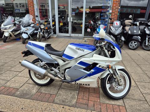 Yamaha FZR1000R Exup Sports Tourer 1000 R Exup