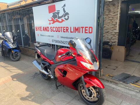 Triumph Sprint GT 1050 Sports Tourer 1050 ABS