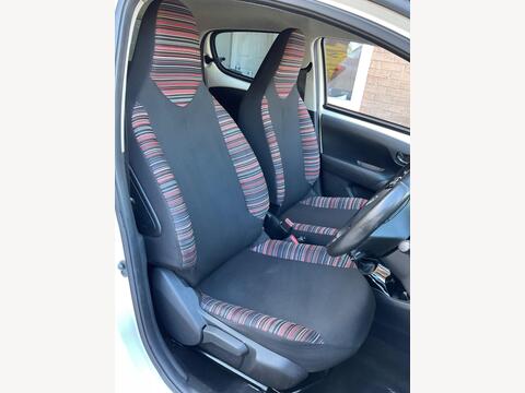 Citroen C1 Hatchback 1.0 VTi Shine Euro 6 (s/s) 5dr