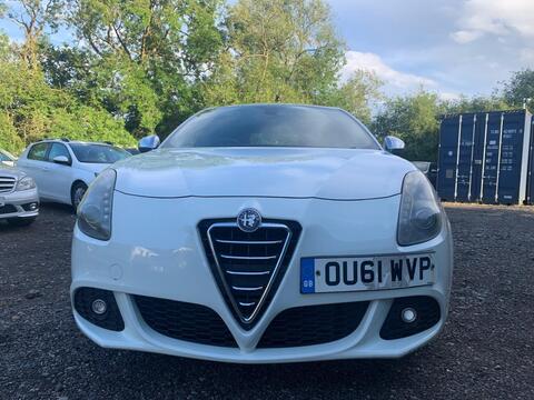 Alfa Romeo Giulietta Hatchback 2.0 JTDM-2 Veloce Euro 5 (s/s) 5dr