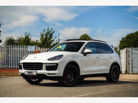 Porsche Cayenne SUV 4.8T V8 Turbo TiptronicS 4WD Euro 6 (s/s) 5dr