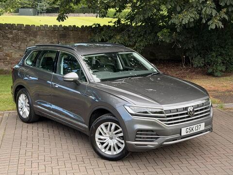 Volkswagen Touareg SUV 3.0 TDI V6 SEL Tiptronic 4Motion Euro 6 (s/s) 5dr