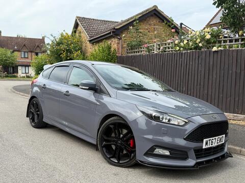 Ford Focus Hatchback 2.0 TDCi ST-3 Euro 6 (s/s) 5dr