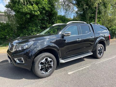 Nissan Navara Pickup 2.3 dCi Tekna Auto 4WD Euro 6 4dr