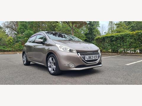 Peugeot 208 Hatchback 1.2 e-VTi PureTech Allure EGC Euro 5 (s/s) 5dr