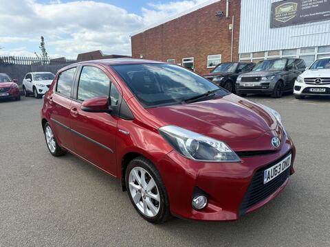 Toyota Yaris Hatchback 1.5 VVT-h T Spirit CVT Euro 5 5dr