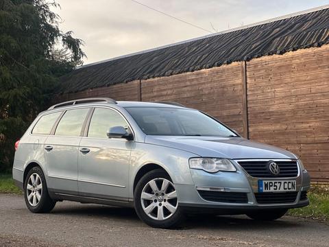 Volkswagen Passat Estate 2.0 TDI SE DSG Euro 4 5dr