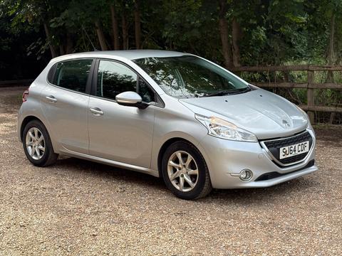 Peugeot 208 Hatchback 1.2 VTi PureTech Active Euro 5 5dr