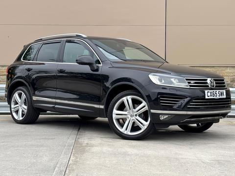 Volkswagen Touareg SUV 3.0 TDI V6 BlueMotion Tech R-Line Tiptronic 4WD Euro 6 (s/s) 5dr
