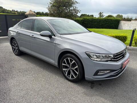 Volkswagen Passat Saloon 2.0 TDI EVO SEL DSG Euro 6 (s/s) 4dr