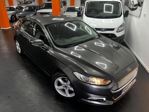 Ford Mondeo Hatchback 2.0 TDCi Titanium Euro 6 (s/s) 5dr