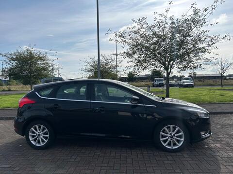 Ford Focus Hatchback 2.0 TDCi Titanium Euro 6 (s/s) 5dr
