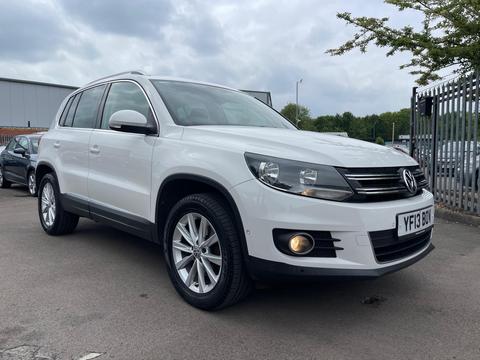 Volkswagen Tiguan SUV 2.0 TDI BlueMotion Tech SE DSG 4WD Euro 5 (s/s) 5dr