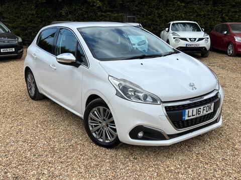Peugeot 208 Hatchback 1.2 PureTech Allure Euro 6 5dr