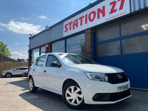 Dacia Sandero Hatchback 1.0 SCe Essential Euro 6 5dr