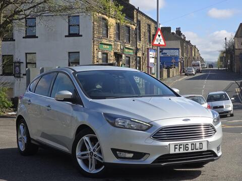 Ford Focus Hatchback 1.0T EcoBoost Titanium Euro 6 (s/s) 5dr