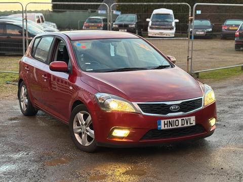 Kia Ceed Hatchback 1.6 2 Euro 4 5dr