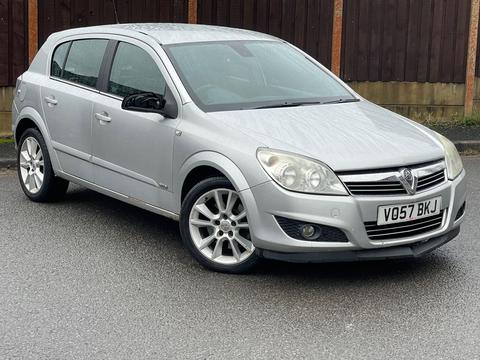 Vauxhall Astra Hatchback 1.9 CDTi 16v Design 5dr