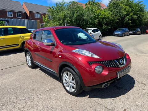 Nissan Juke SUV 1.6 Tekna Euro 5 5dr