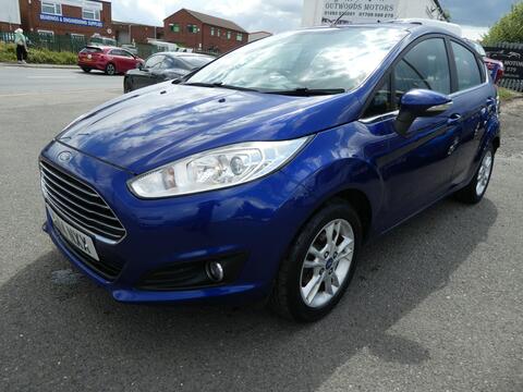 Ford Fiesta Hatchback 1.0T EcoBoost Zetec Euro 5 (s/s) 5dr