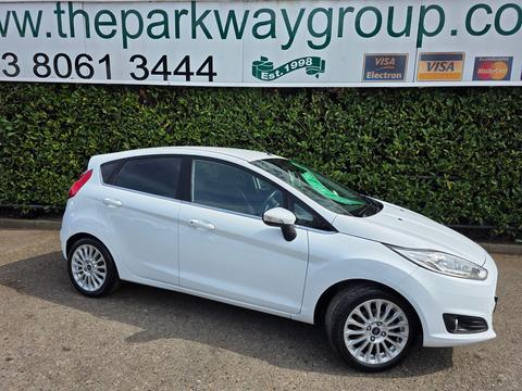 Ford Fiesta Hatchback 1.0T EcoBoost Titanium Euro 5 (s/s) 5dr