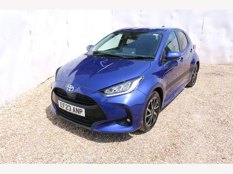 Toyota Yaris Hatchback 1.5 VVT-h Design E-CVT Euro 6 (s/s) 5dr